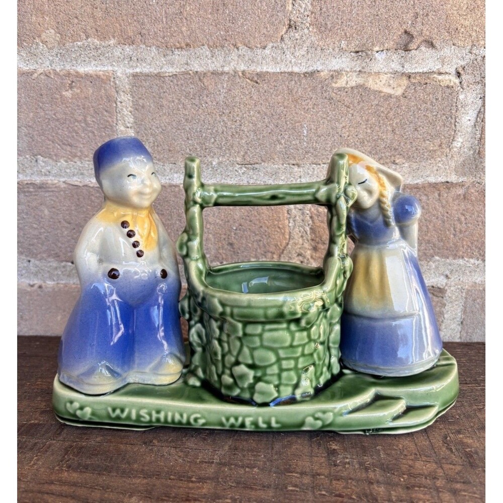 New Old Stock 1950s Shawnee Pottery Wishing Well Planter Dutch Couple - Blue